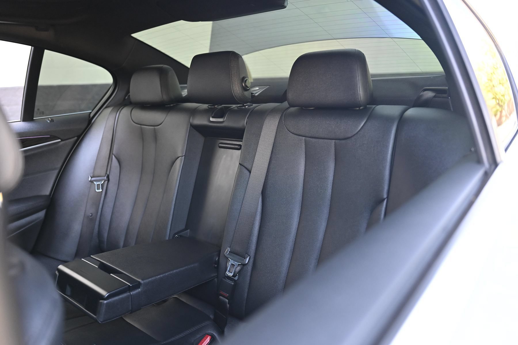 Used 2018 BMW 530i RWD image 13