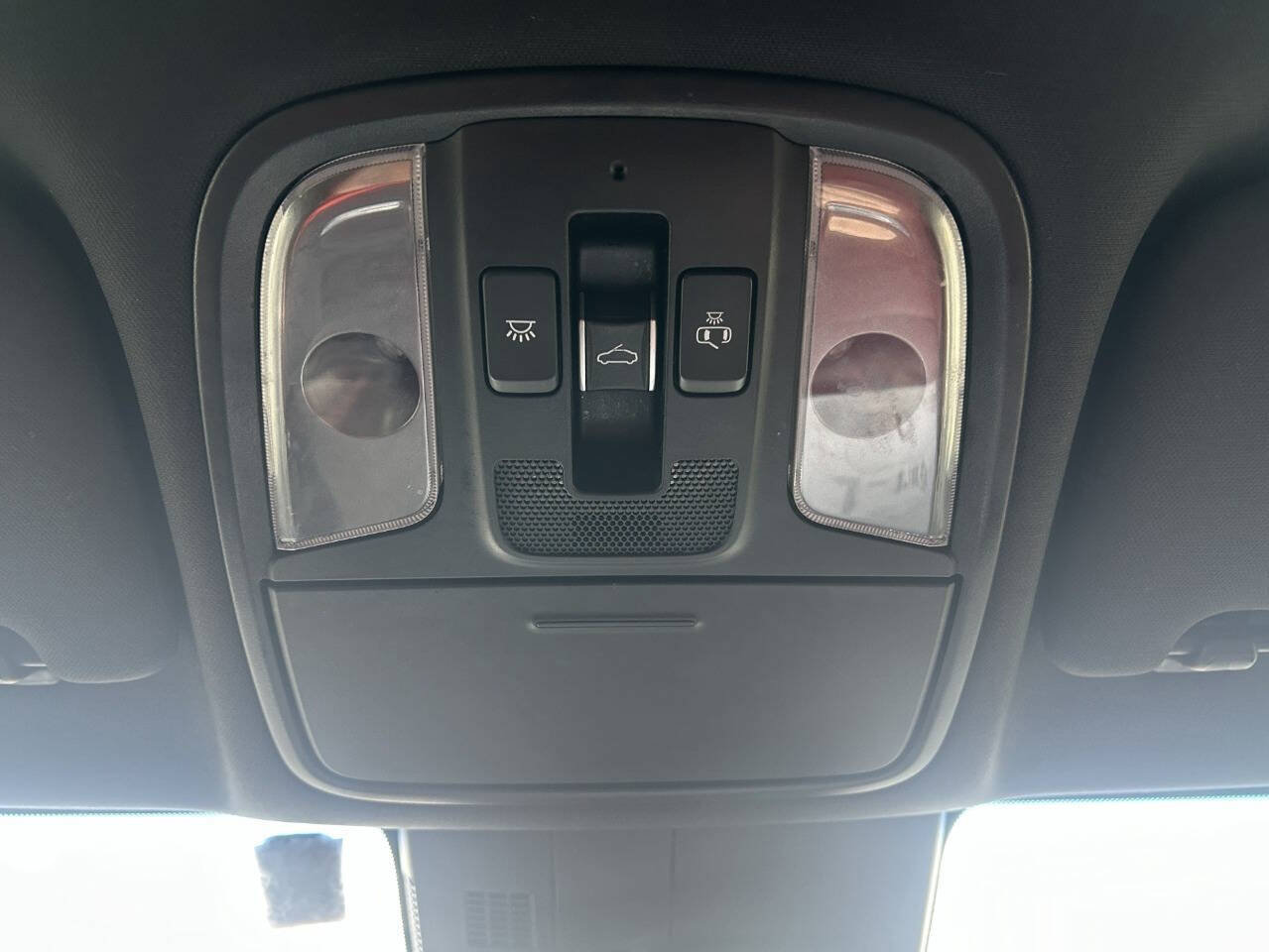 Used 2018 Kia Stinger GT2 image 24