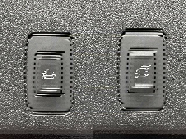 Used 2023 Buick Encore GX Select AWD/4WD image 30