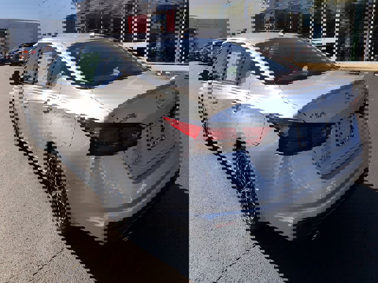 New 2025 Nissan Altima 2.5 SR w/ SR Premium Package image 12