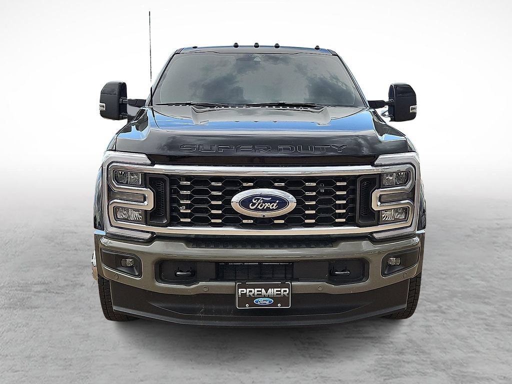 Used 2026 Ford F450 King Ranch w/ FX4 Off-Road Package AWD/4WD image 3