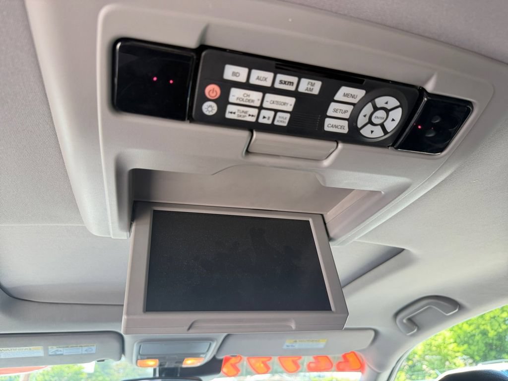 Used 2016 Honda Pilot Touring image 15