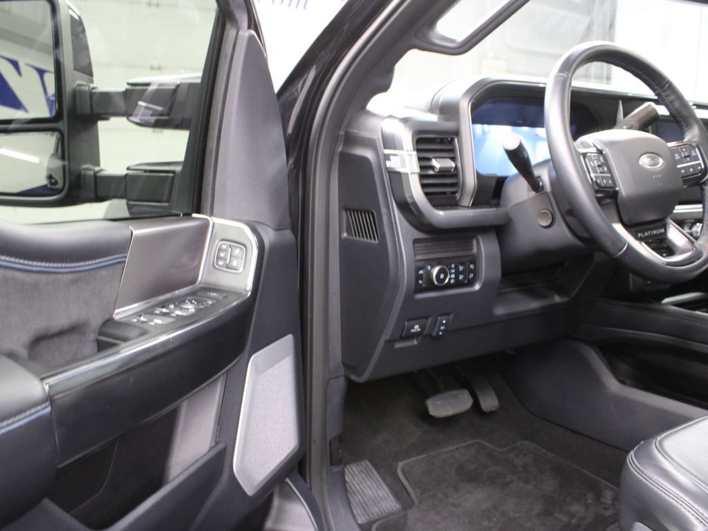 Used 2026 Ford F250 Platinum AWD/4WD image 61