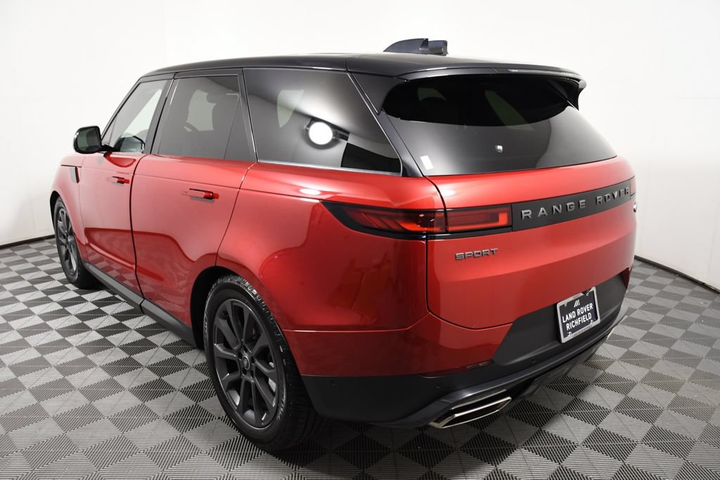 Used 2023 Land Rover Range Rover Sport SE AWD/4WD image 4