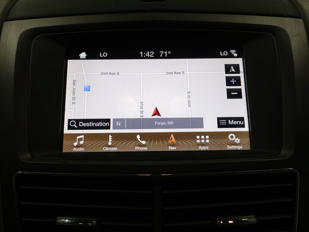 Used 2019 Lincoln MKT AWD image 35