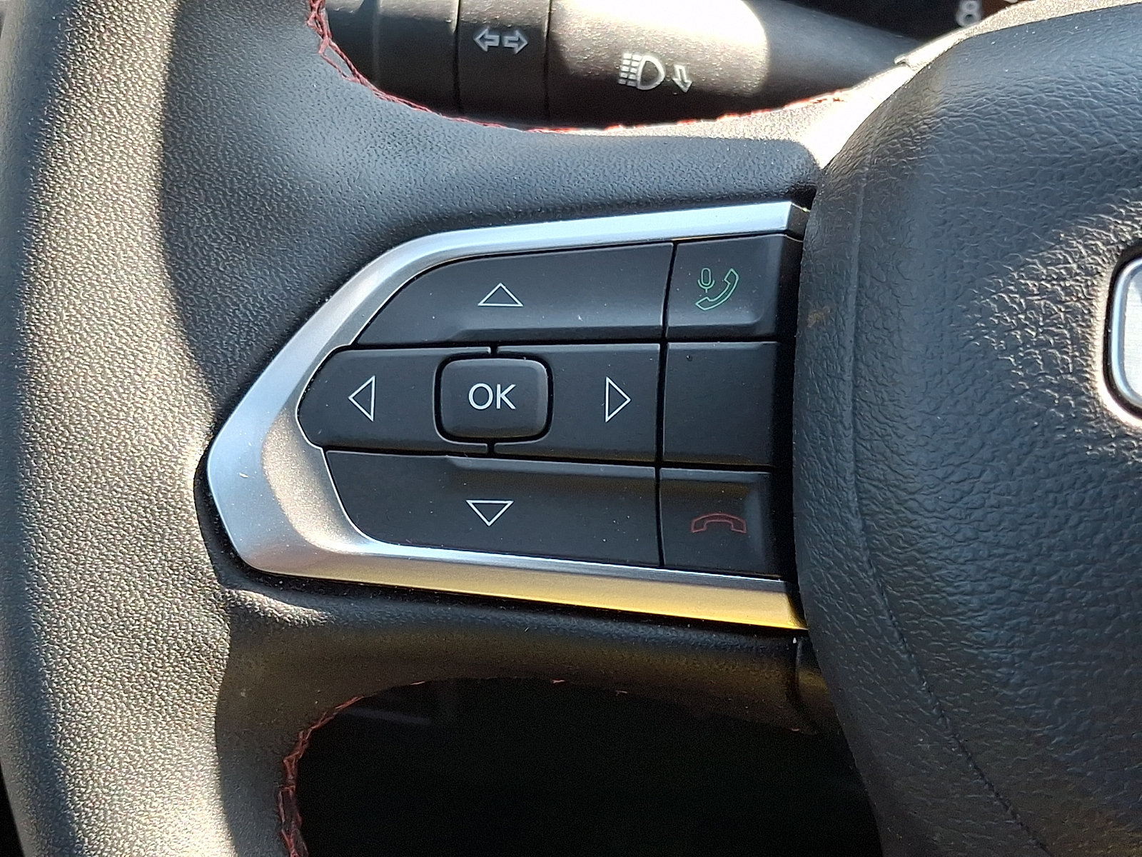 Certified 2024 Jeep Compass Trailhawk w/ Trailhawk Convenience Group AWD/4WD image 21
