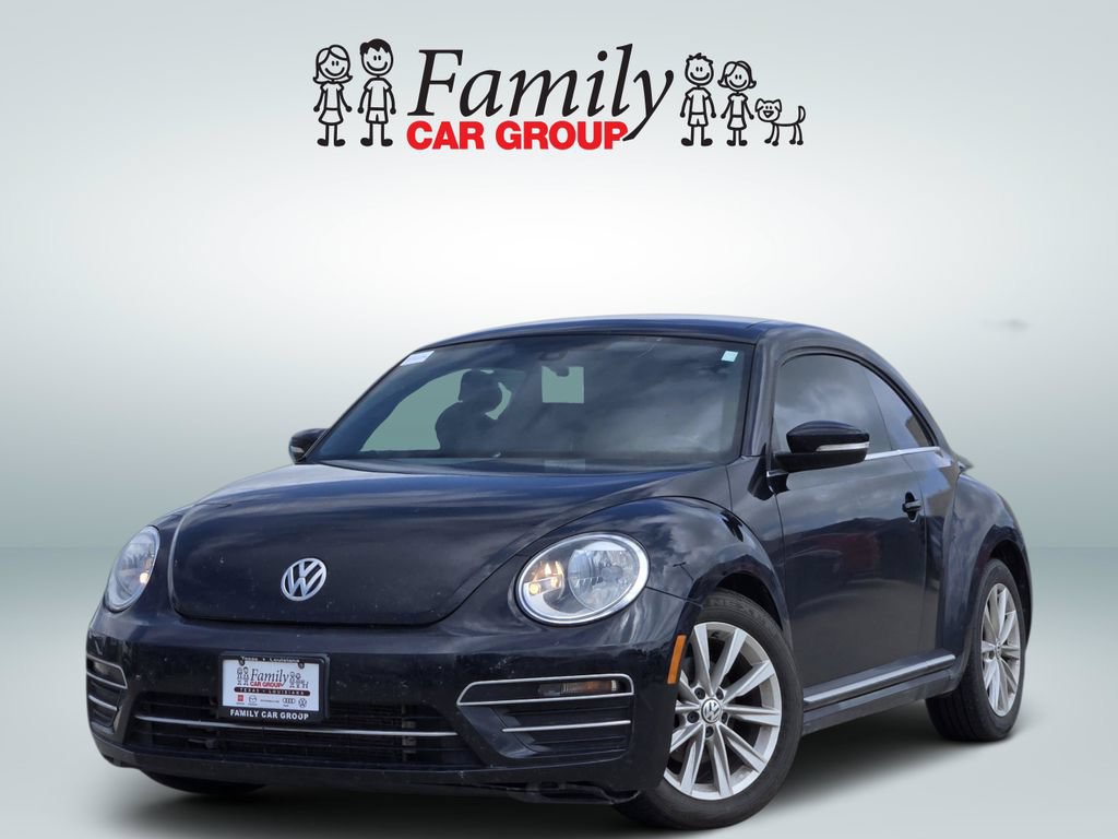 Used 2019 Volkswagen Beetle 2.0T SE FWD image 1
