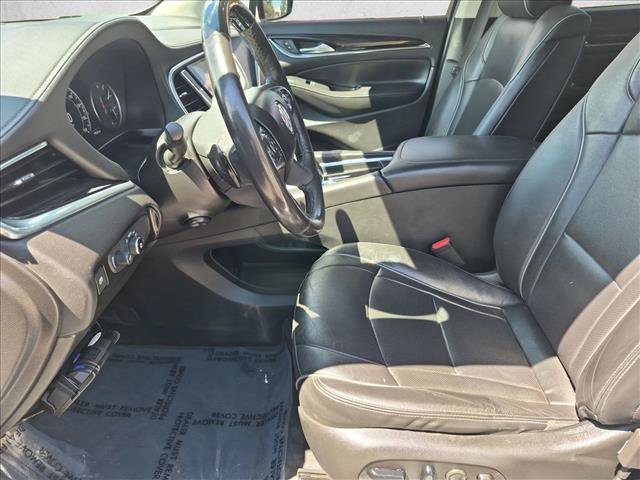 Used 2021 Buick Enclave Avenir w/ Avenir Technology Package AWD/4WD image 17
