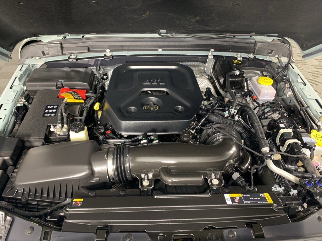 Used 2024 Jeep Wrangler Sport S image 11