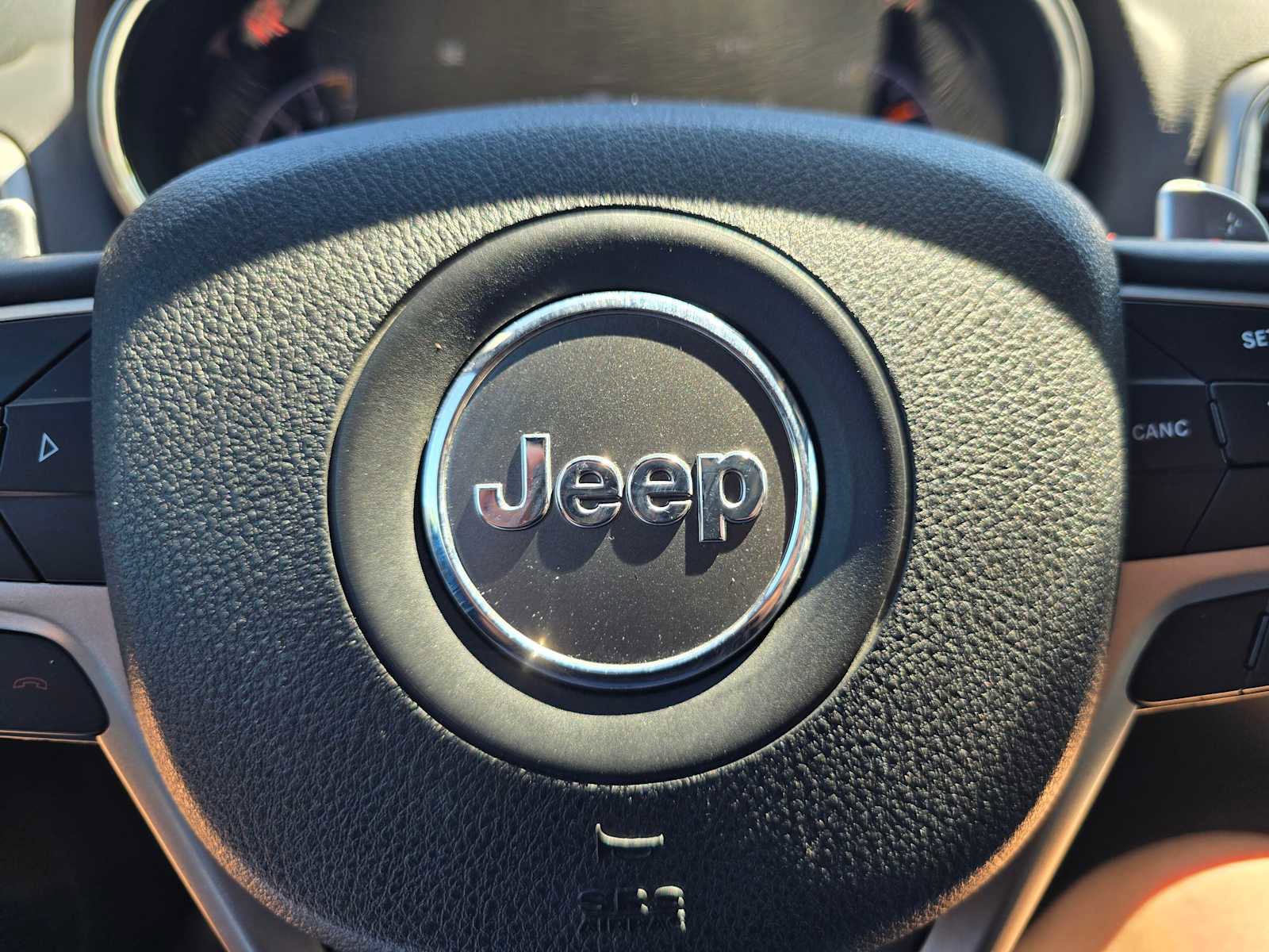 Used 2018 Jeep Grand Cherokee Trailhawk w/ Trailhawk Luxury Group image 24