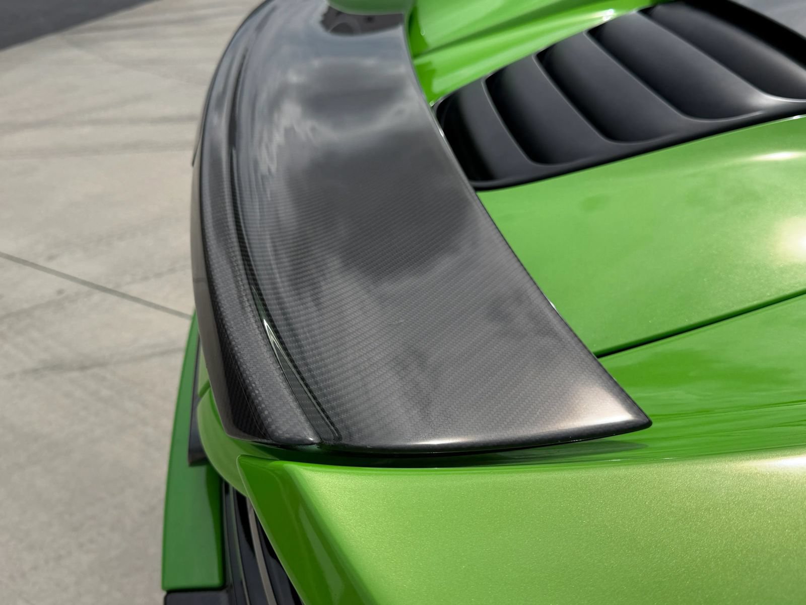 Used 2015 McLaren 650S Spider RWD image 16