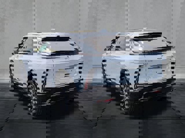 New 2026 Cadillac Lyriq Luxury image 5