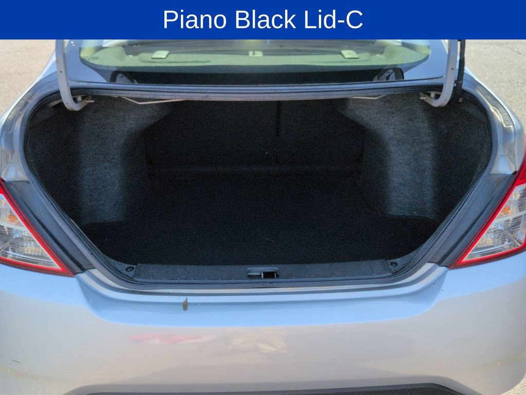 Used 2018 Nissan Versa SV w/ SV Special Edition Package FWD image 13