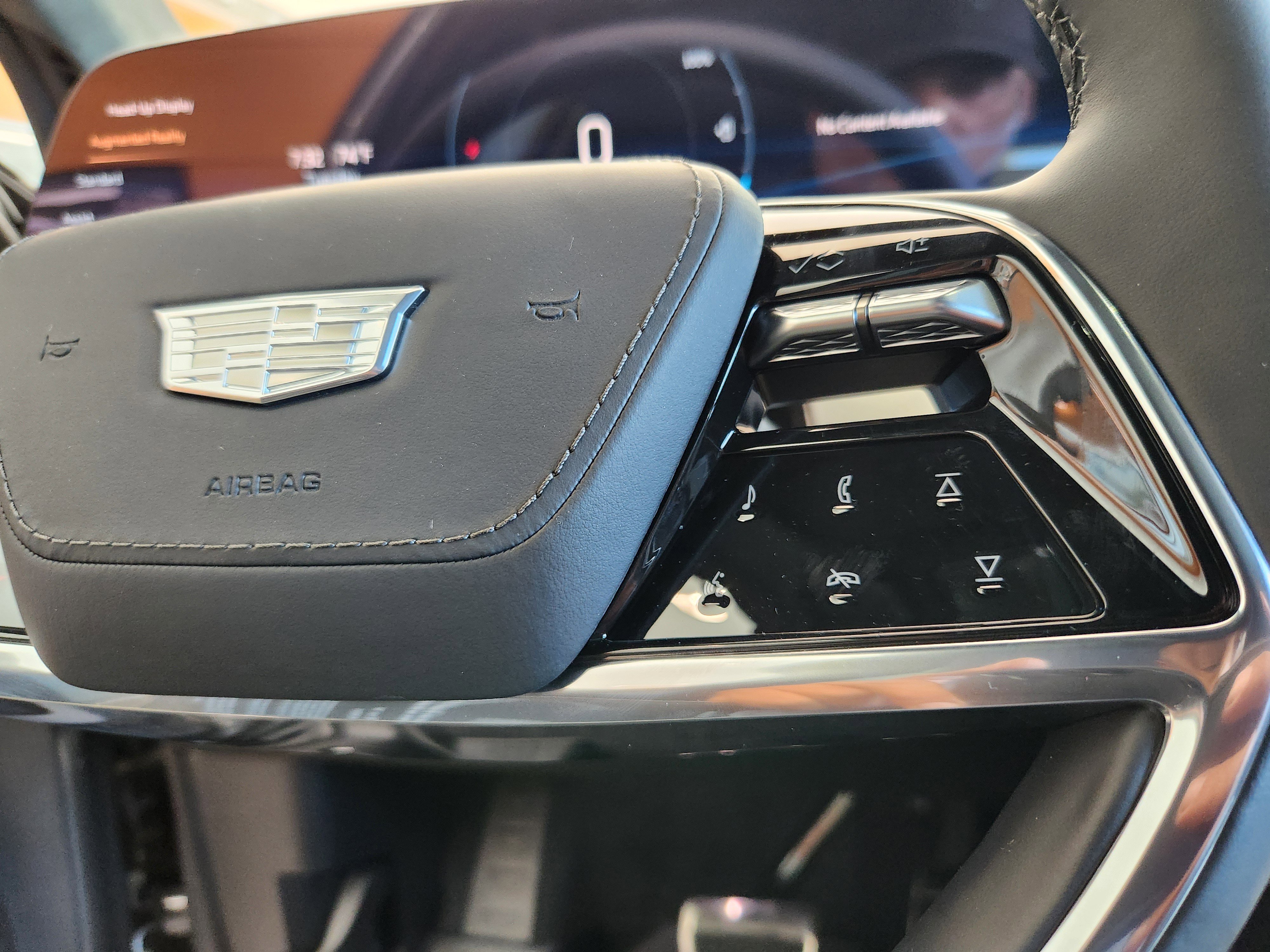 New 2026 Cadillac Vistiq Premium Luxury w/ LPO, Floor Liner Package image 31