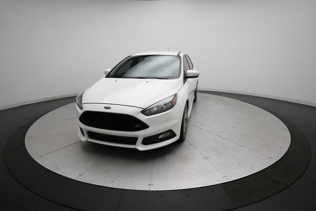 Used 2018 Ford Focus ST image 32