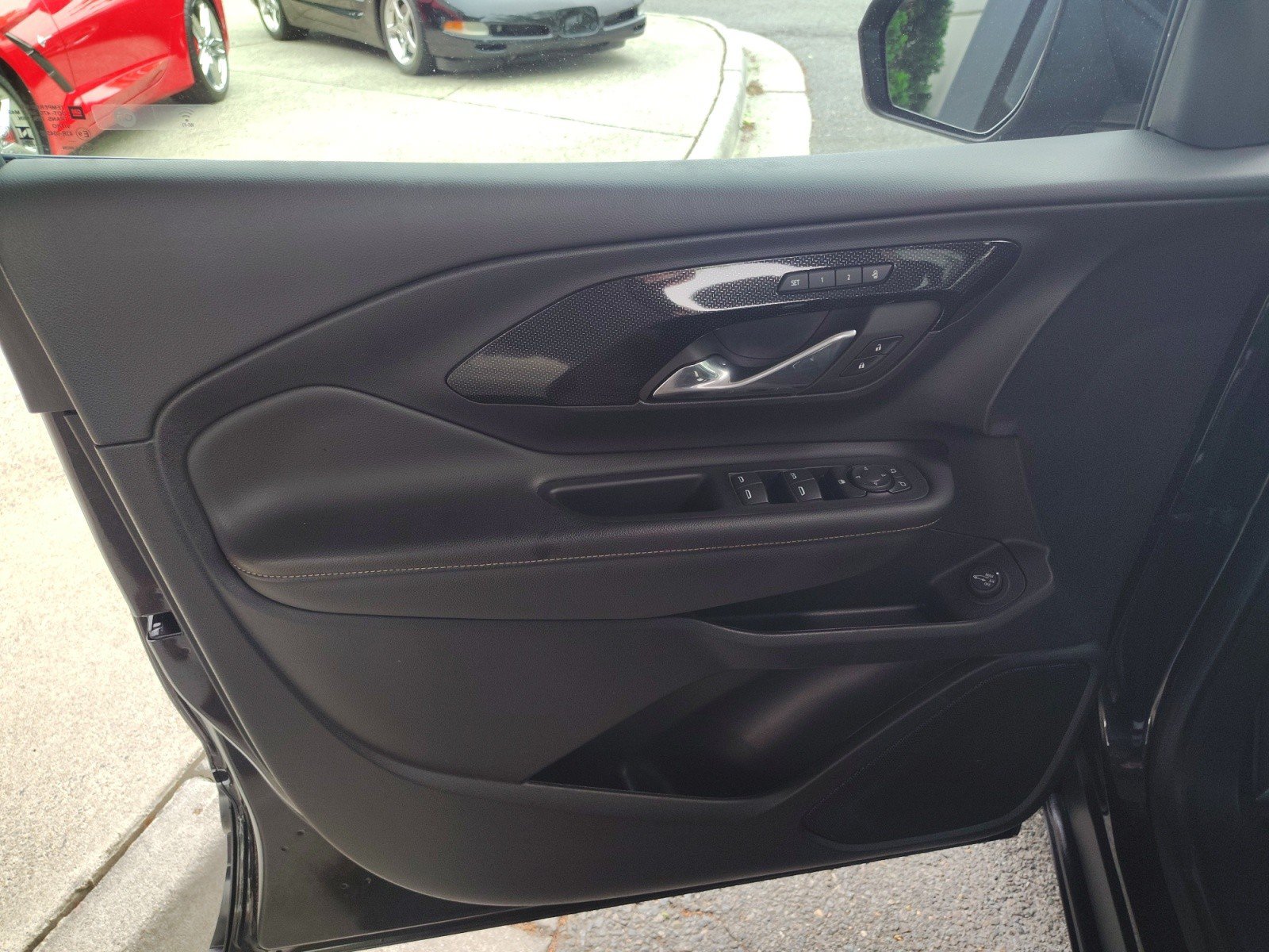 Used 2023 GMC Terrain AT4 w/ Tech Package AWD/4WD image 21