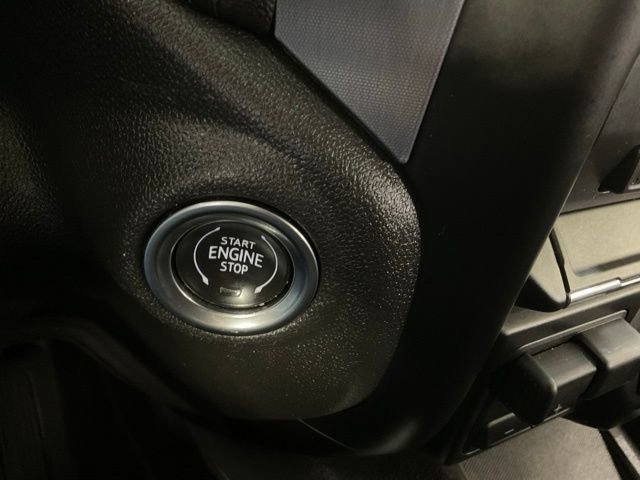 Used 2019 GMC Sierra 1500 SLT w/ SLT Premium Package image 23