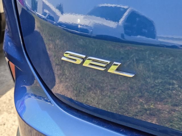 Used 2021 Ford Edge SEL w/ Convenience Package FWD image 5