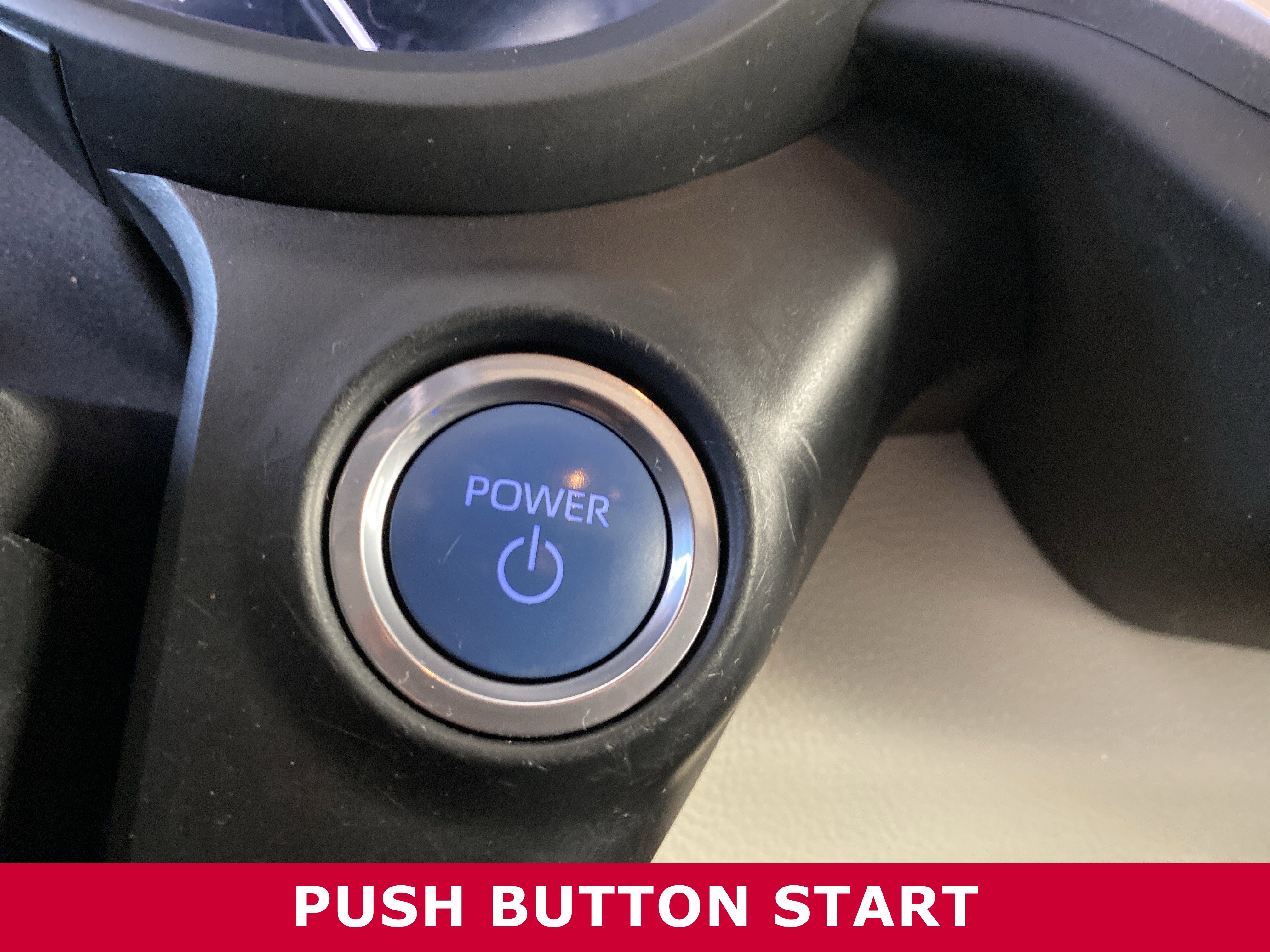 Used 2021 Toyota Sienna XLE image 16