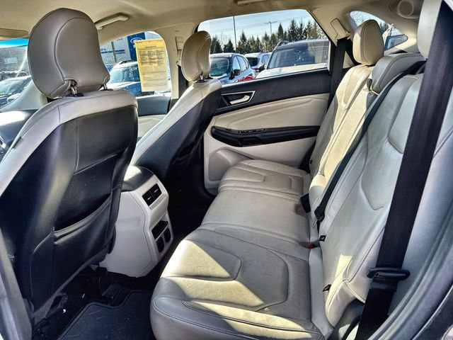 Used 2015 Ford Edge Titanium w/ Technology Package image 22