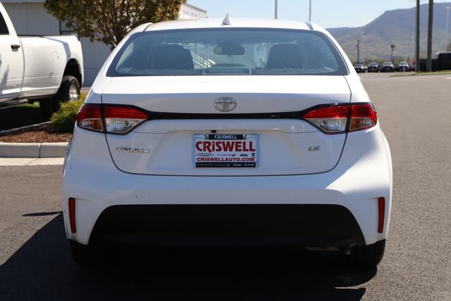 Used 2025 Toyota Corolla LE FWD image 5