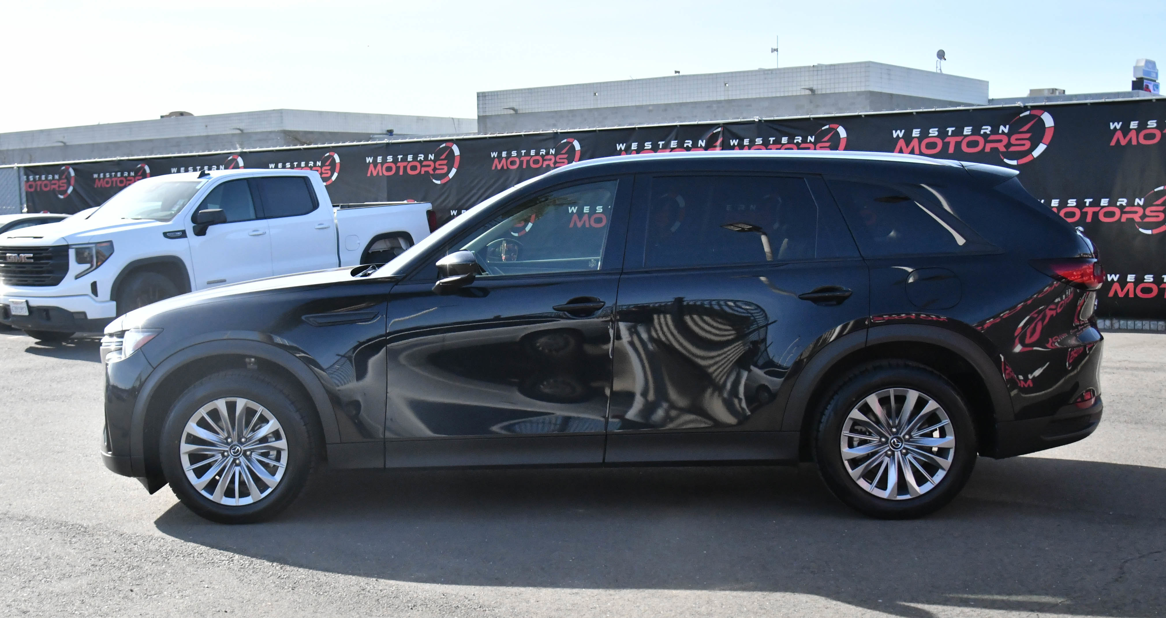Used 2024 MAZDA CX-90 3.3 Turbo w/ Preferred Plus image 4