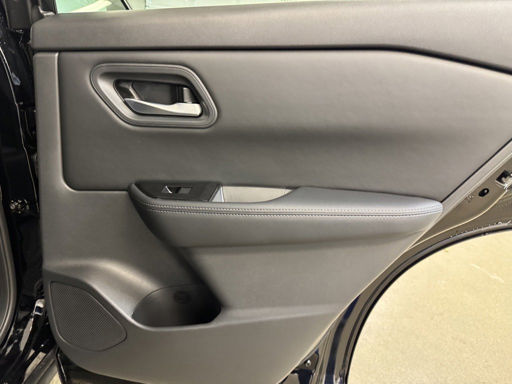 New 2026 Nissan Rogue SV w/ Cold Weather Package image 25