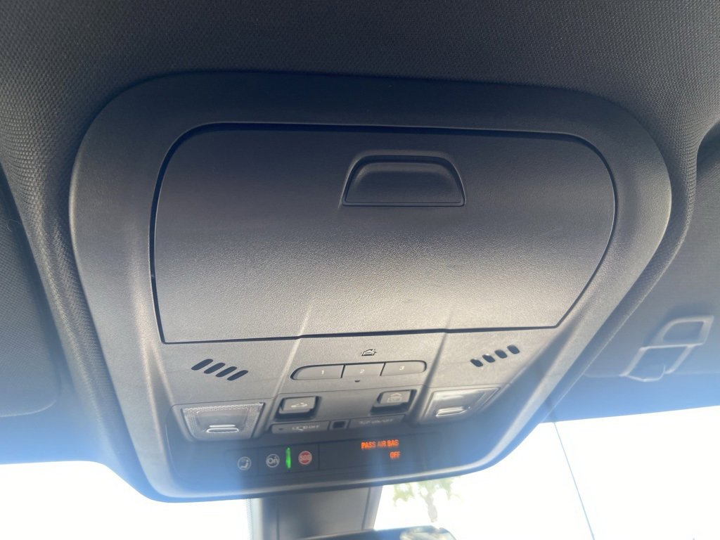 Used 2019 Cadillac XT4 Premium Luxury image 21