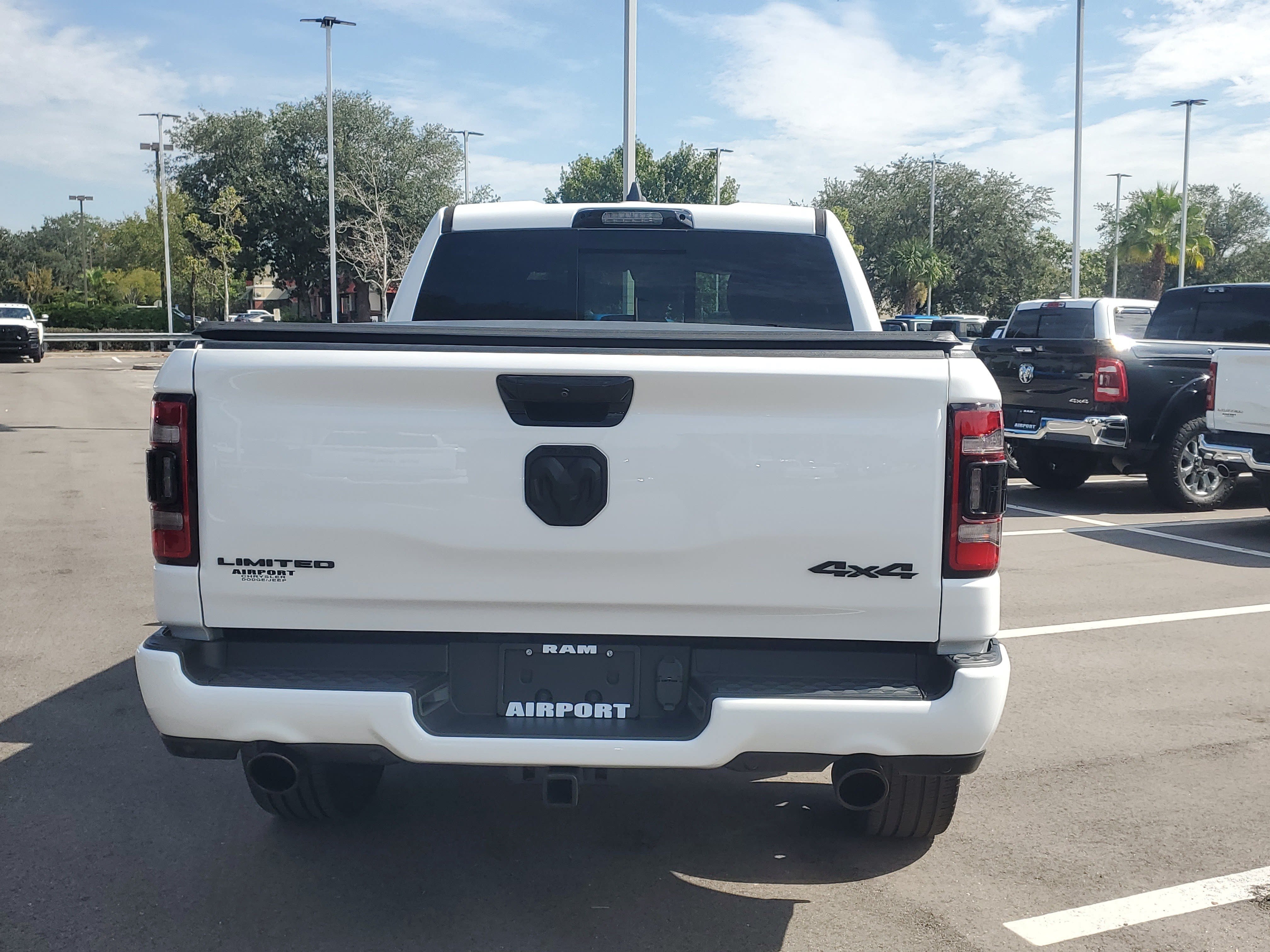 Used 2023 RAM 1500 Limited AWD/4WD image 7