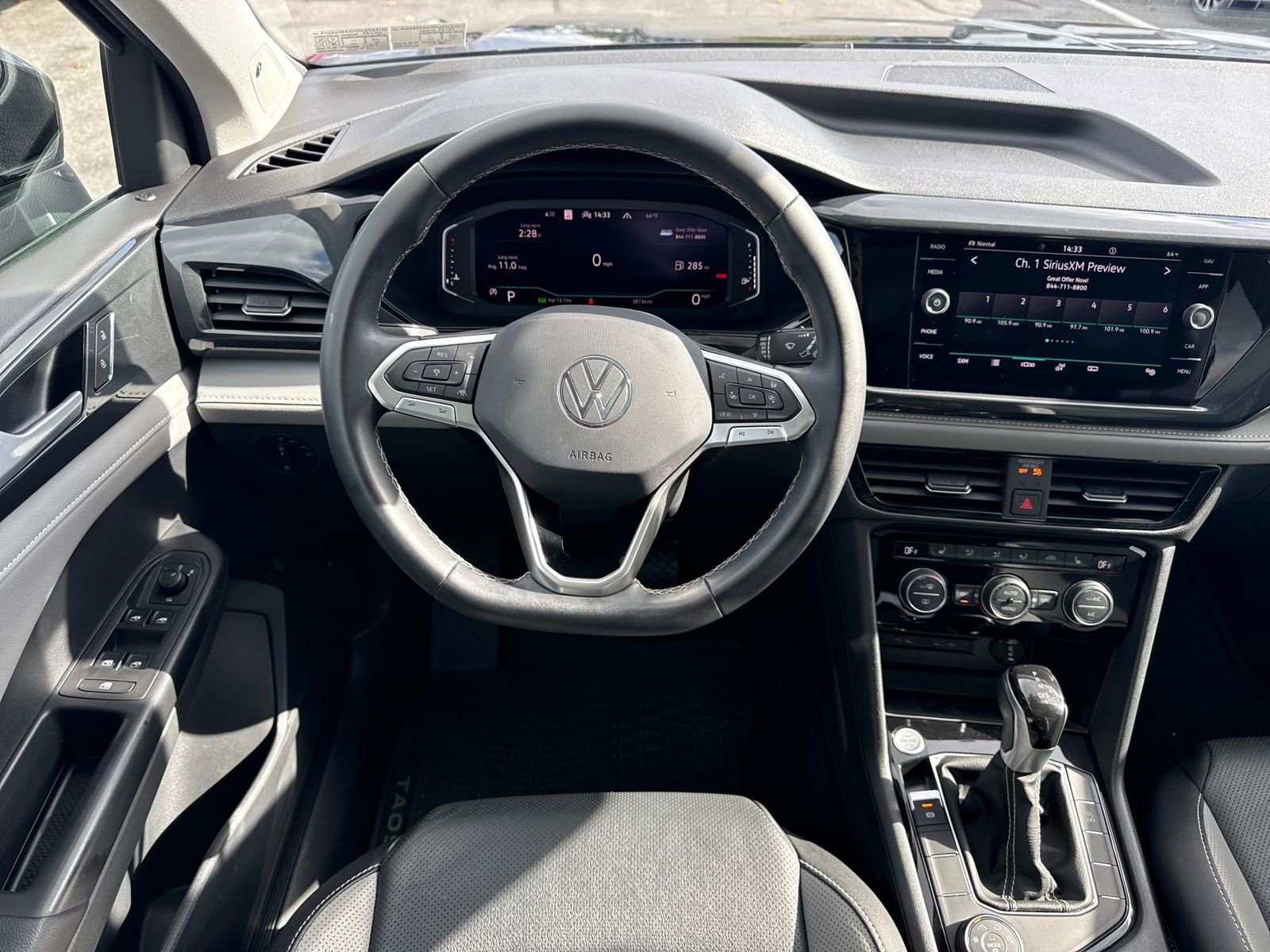 Certified 2022 Volkswagen Taos SEL image 14