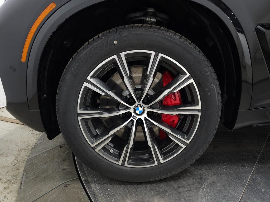 Used 2026 BMW X5 M60i AWD/4WD image 7