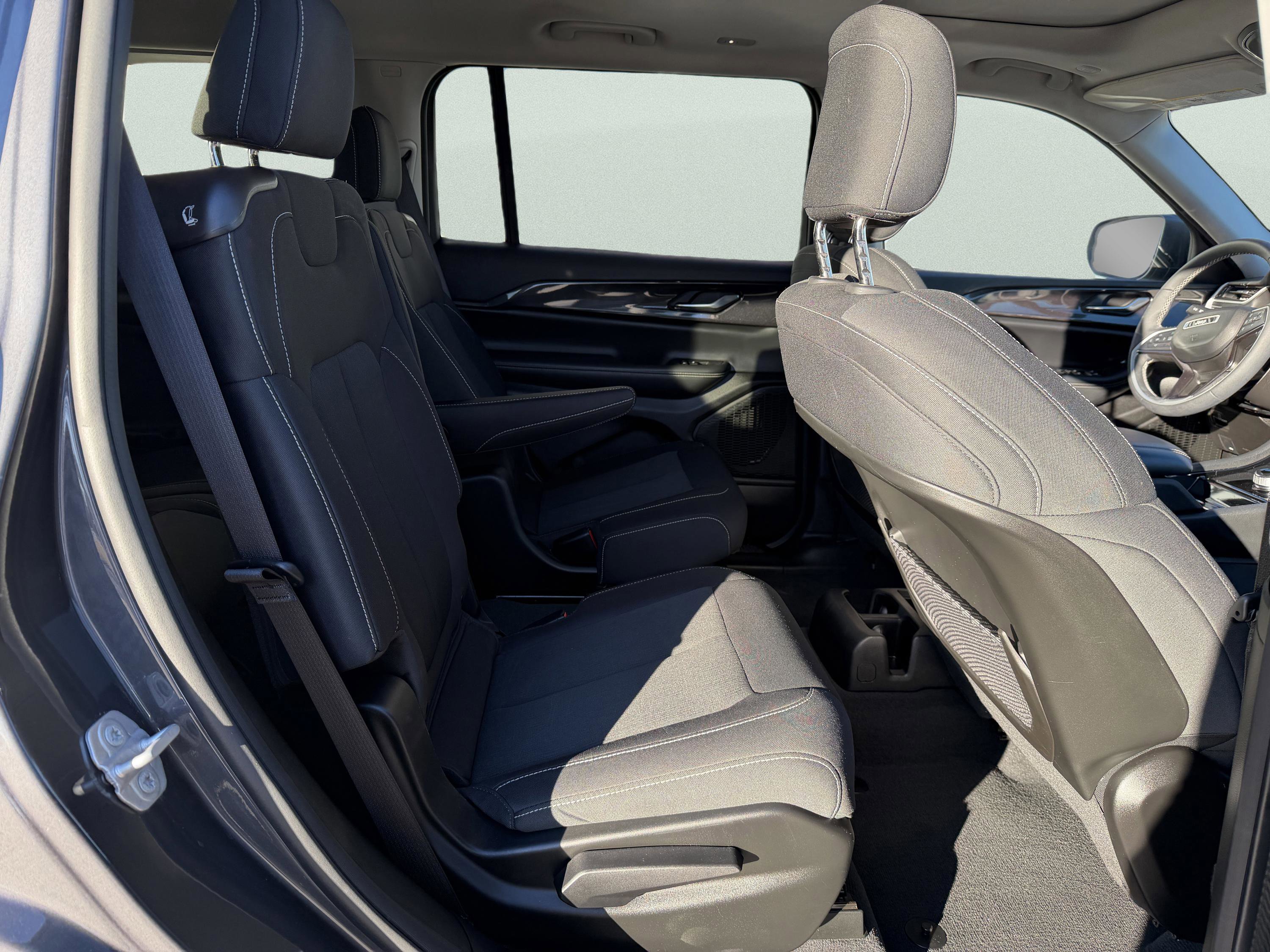 Certified 2023 Jeep Grand Cherokee L Laredo w/ Luxury Tech Group I image 21