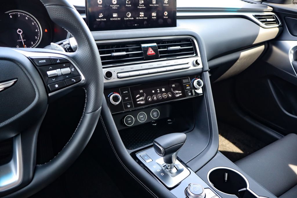 Used 2026 Genesis G70 2.5T image 29