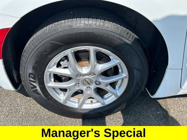 Used 2024 Chrysler Pacifica Touring-L FWD image 55
