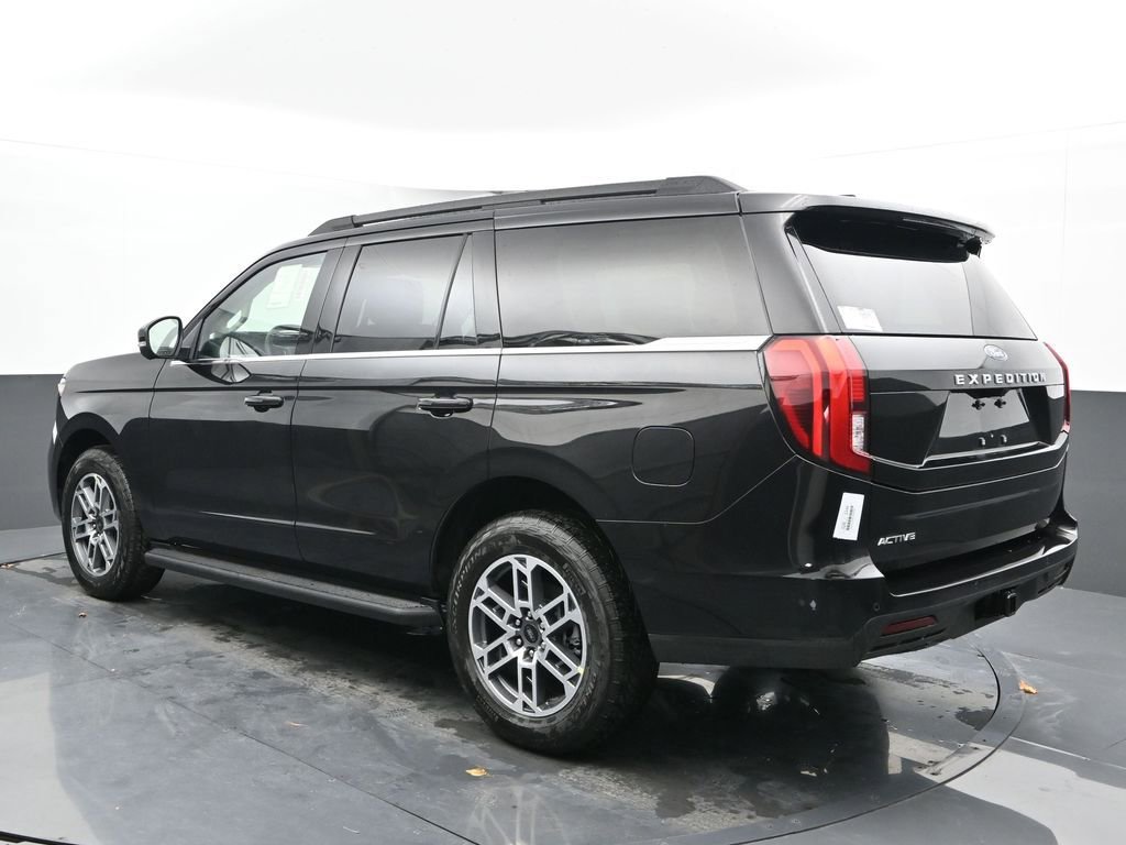 New 2026 Ford Expedition Active image 8