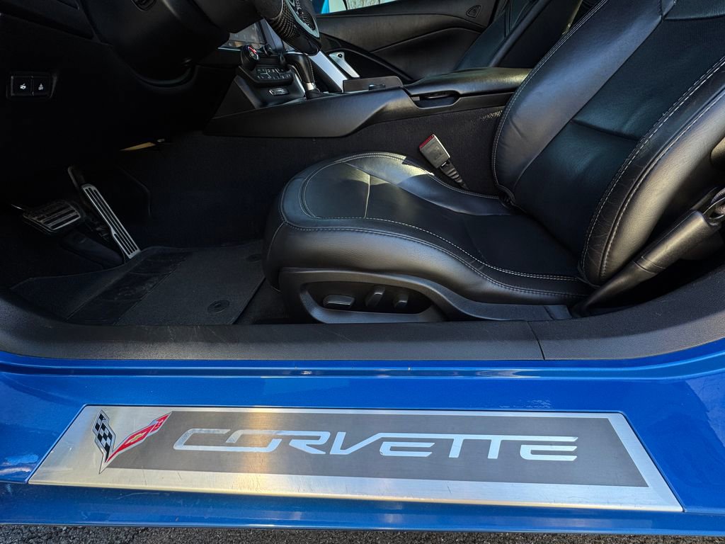 Used 2015 Chevrolet Corvette Stingray Coupe w/ 2LT Preferred Equipment Group RWD image 23