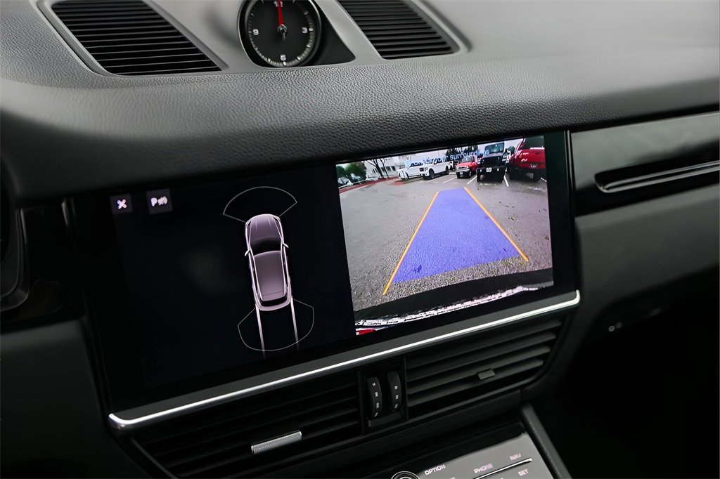 Used 2020 Porsche Cayenne S image 13