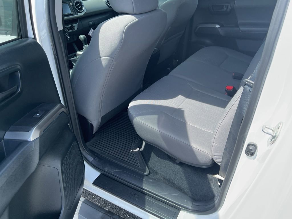 Used 2017 Toyota Tacoma SR5 image 18