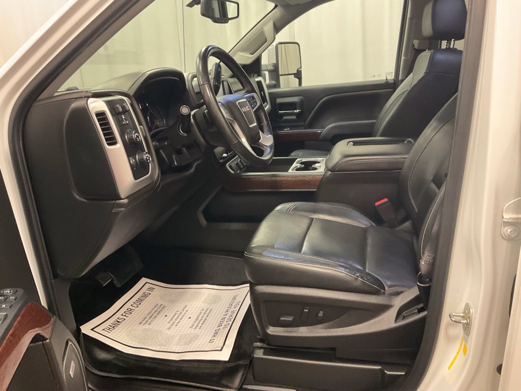 Used 2017 GMC Sierra 1500 SLT w/ SLT Premium Package AWD/4WD image 4