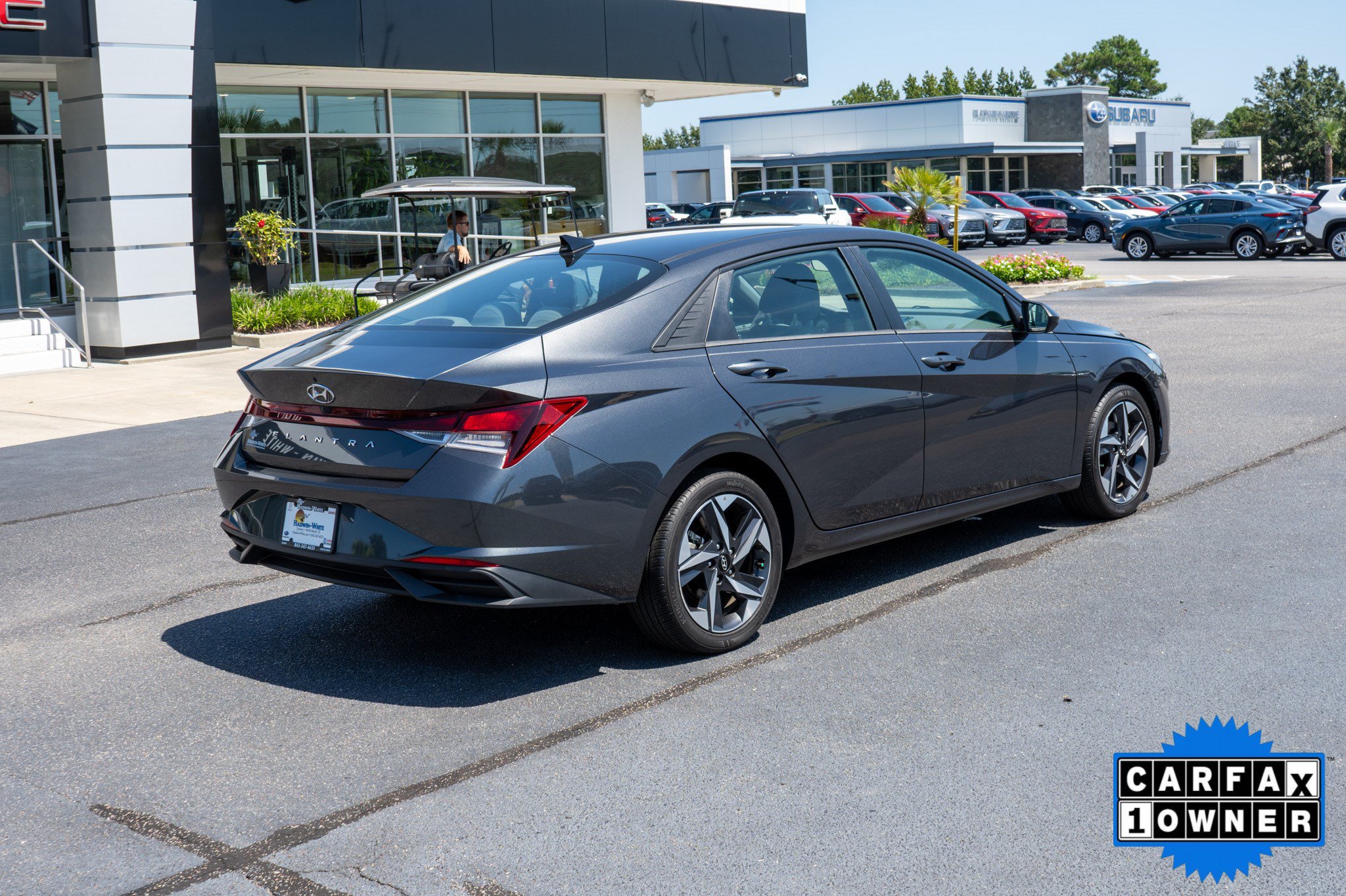 Used 2023 Hyundai Elantra SEL w/ Convenience Package FWD image 3