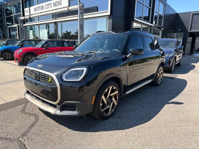 Certified 2025 MINI Cooper Countryman SE w/ Comfort Package Max
