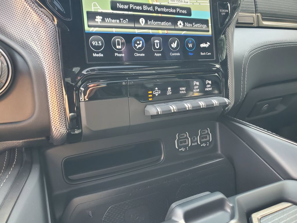 Used 2021 RAM 1500 Limited w/ Night Edition RWD image 32