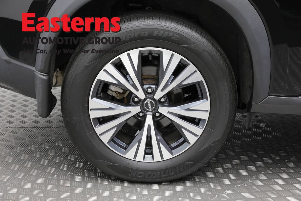 Used 2023 Nissan Rogue SV AWD/4WD image 31