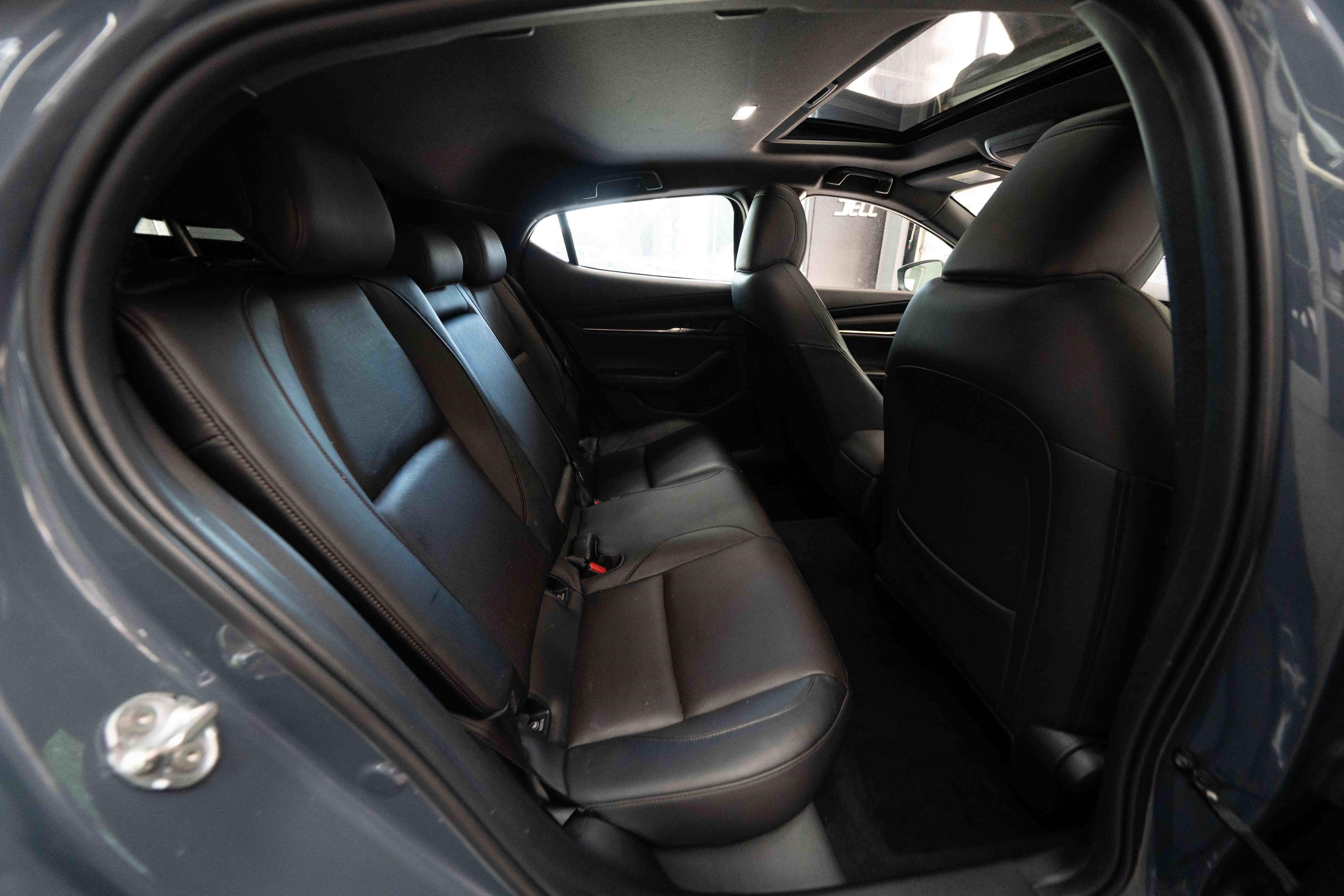 Used 2021 MAZDA MAZDA3 s AWD/4WD image 24