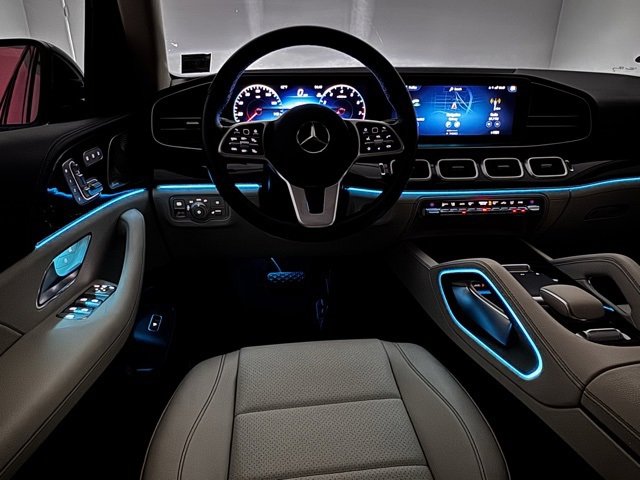 Used 2023 Mercedes-Benz GLS 450 4MATIC image 43