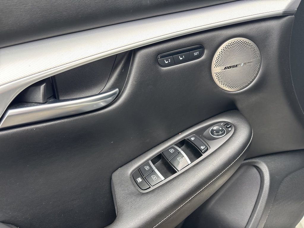 Used 2019 INFINITI QX50 Essential w/ Premium Heat Package AWD/4WD image 14