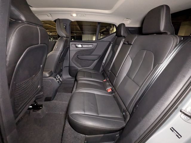 New 2025 Volvo XC40 B5 Ultra w/ Climate Package AWD/4WD image 26