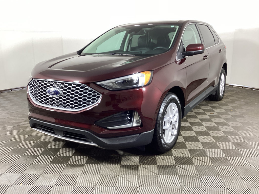 Used 2023 Ford Edge SEL w/ Convenience Package AWD/4WD image 5
