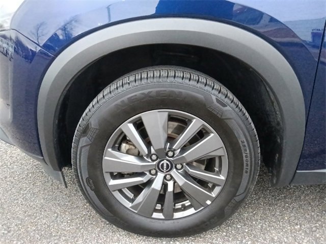 Used 2024 Nissan Pathfinder SV image 10