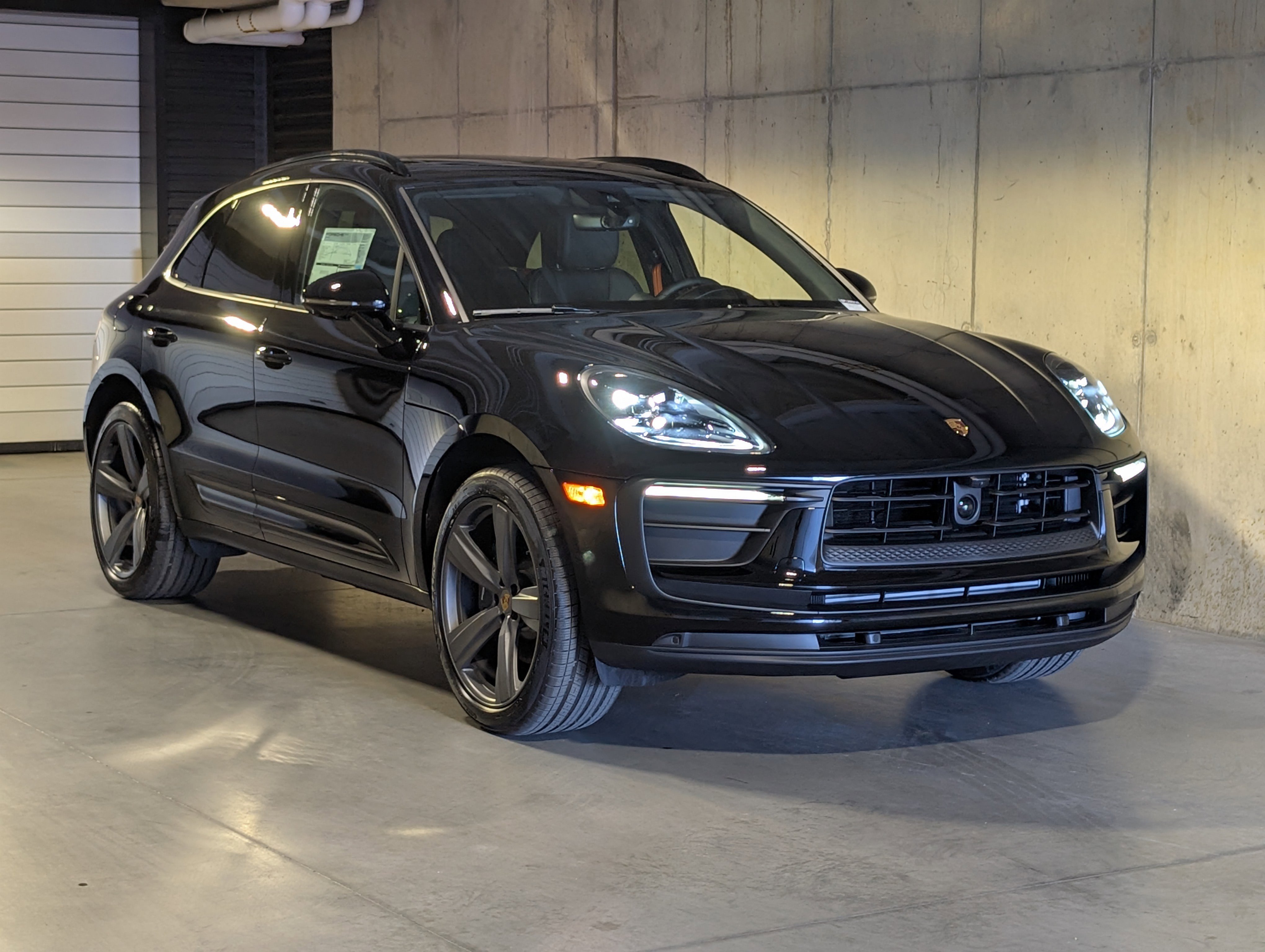 New 2026 Porsche Macan image 9